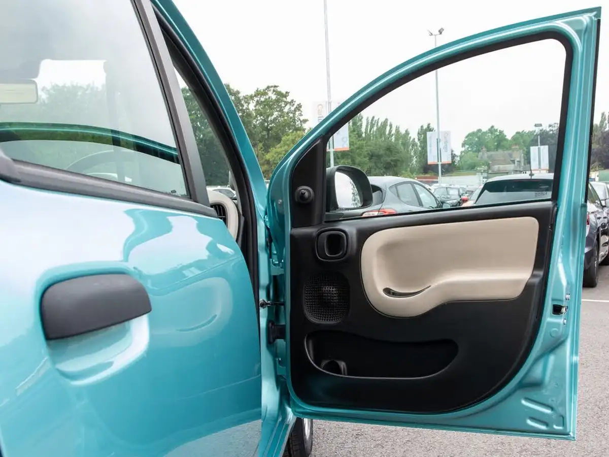 2016-fiat-panda-12-easy-big-13