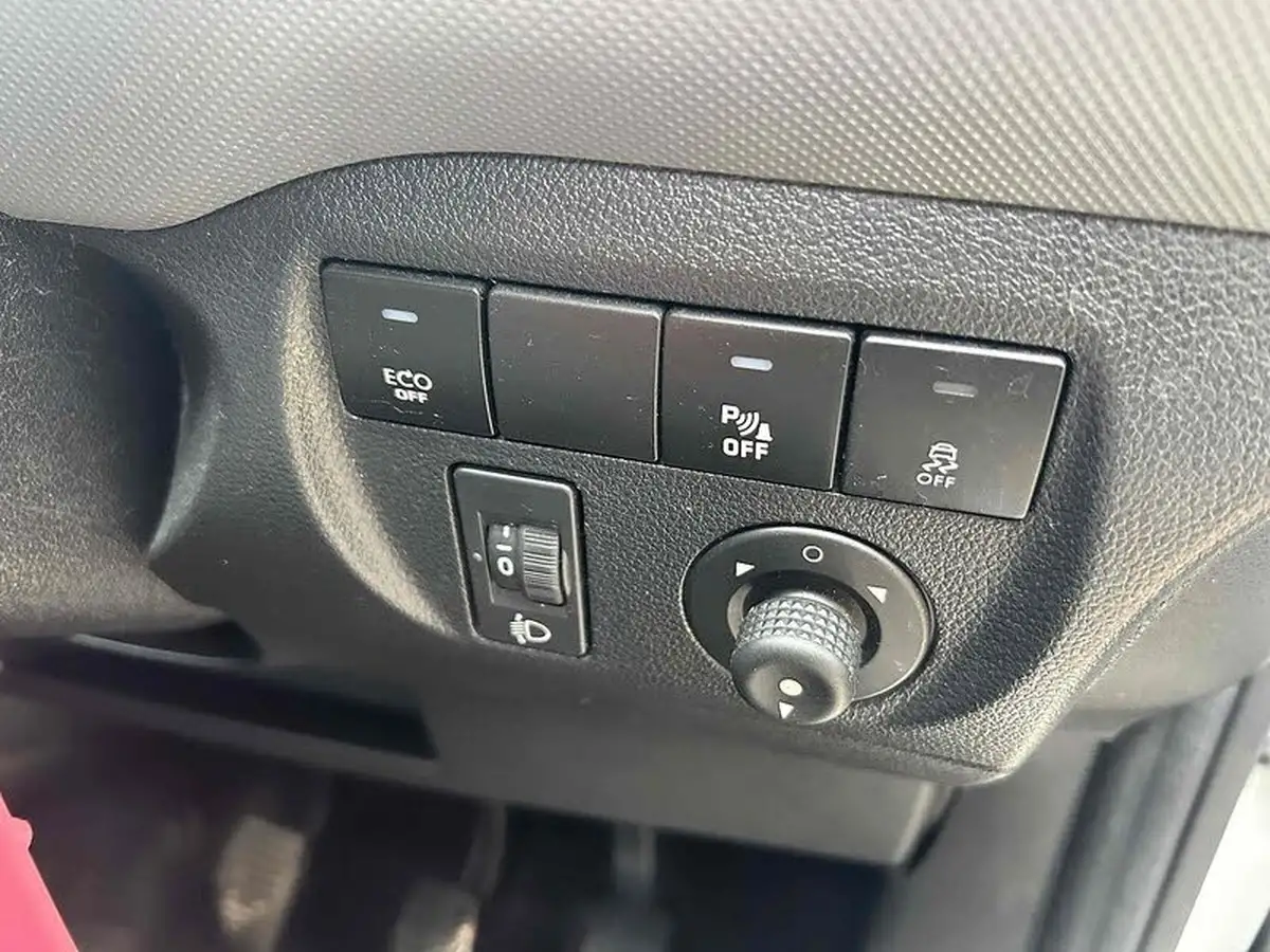 2017-peugeot-partner-16td-s-l1-stop-start-850-panel-big-51