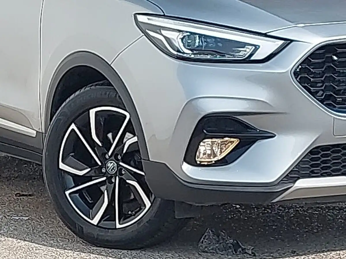 2022-mg-zs-suv-10t-gdi-exclusive-big-8