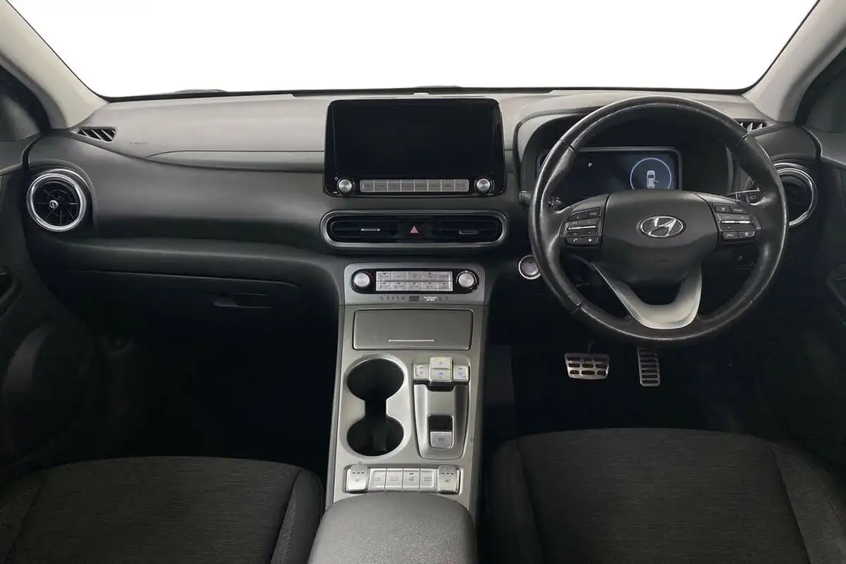 2021-hyundai-kona-e-premium-204ps-64kwh-7kw-obc-big-12