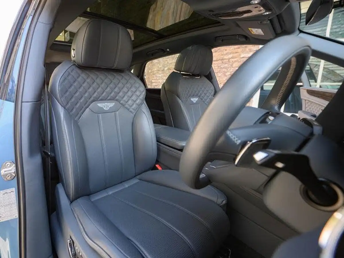 2021-bentley-bentayga-40-v8-big-18