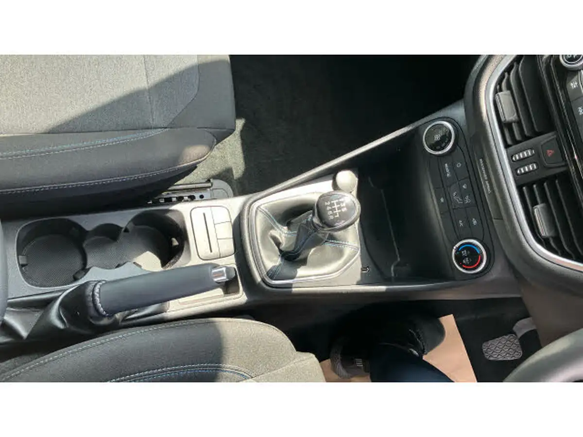 2022-ford-fiesta-10t-active-100ps-big-12