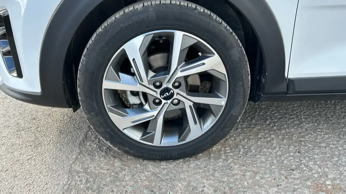2024-kia-stonic-10-t-gdi-gt-line-s-98bhp-dct-big-33