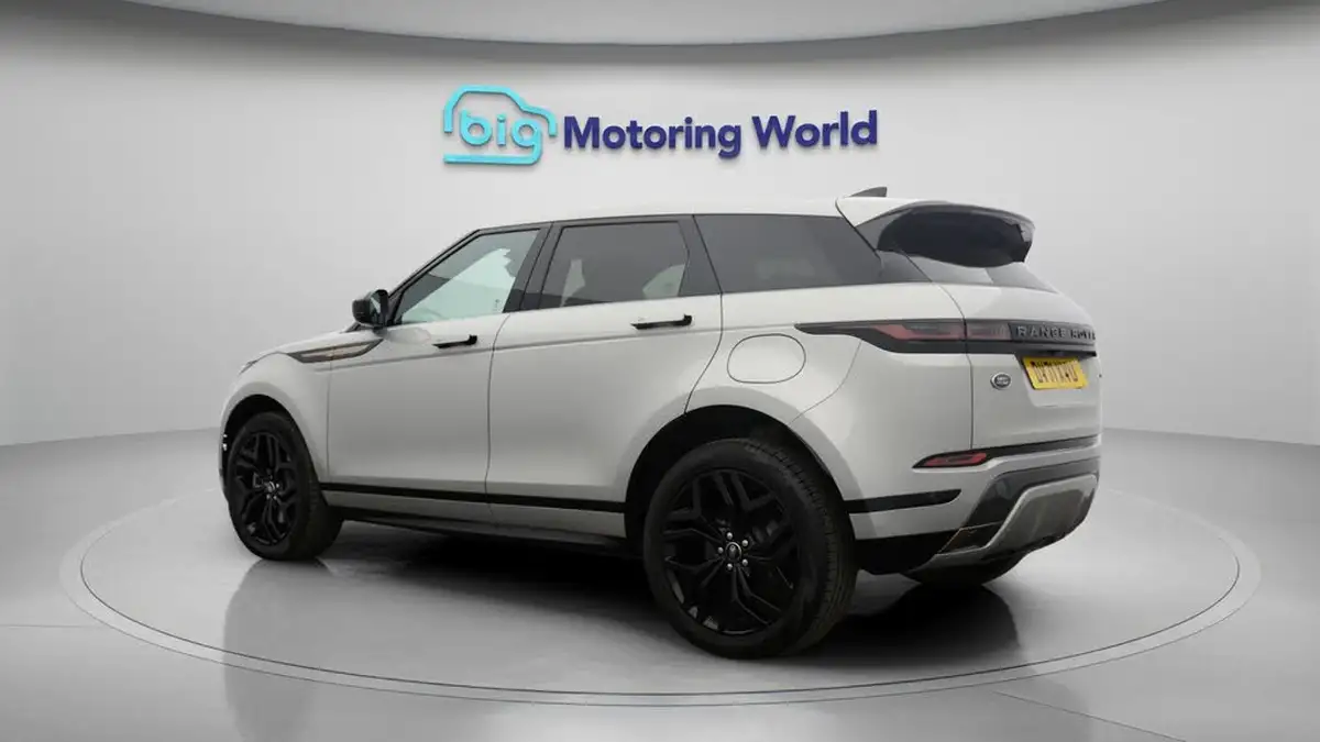 2021-land-rover-range-rover-evoque-15-p300e-r-dynamic-hse-big-5