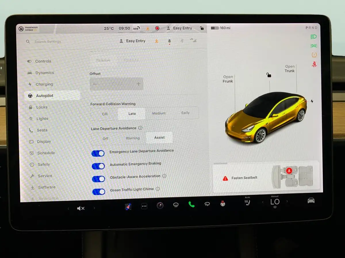 2021-tesla-model-3-e-long-range-awd-big-26
