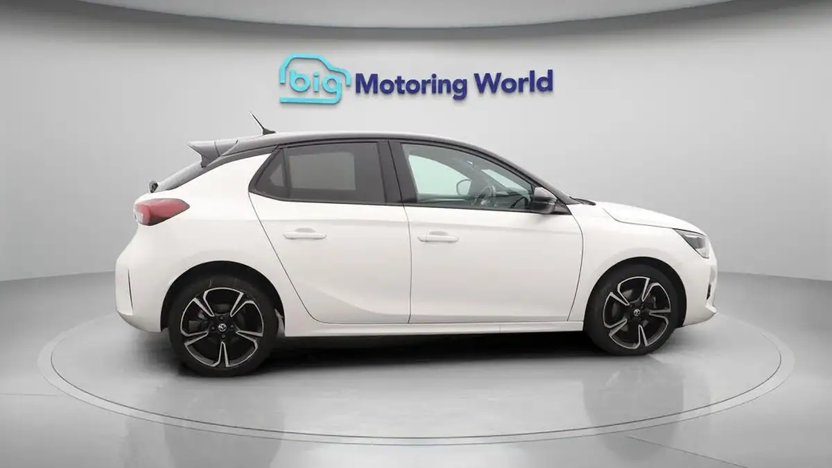 2022-vauxhall-corsa-12-turbo-sri-edition-130ps-auto-big-8