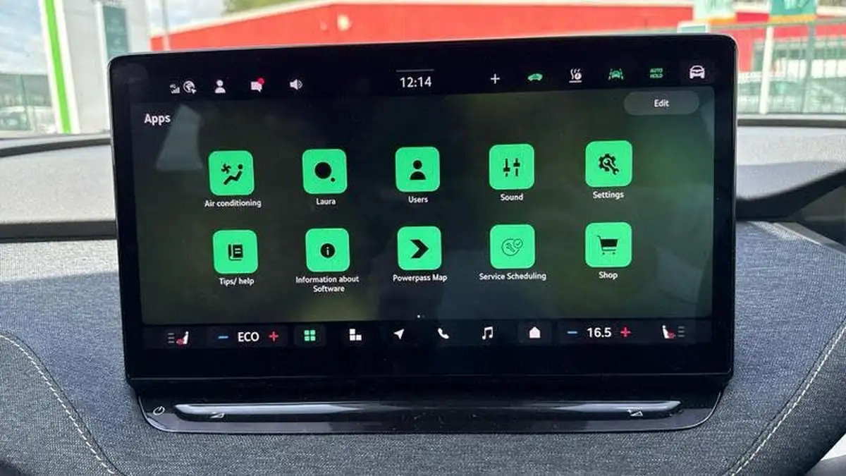 2025-skoda-elroq-e-edition-60-big-38