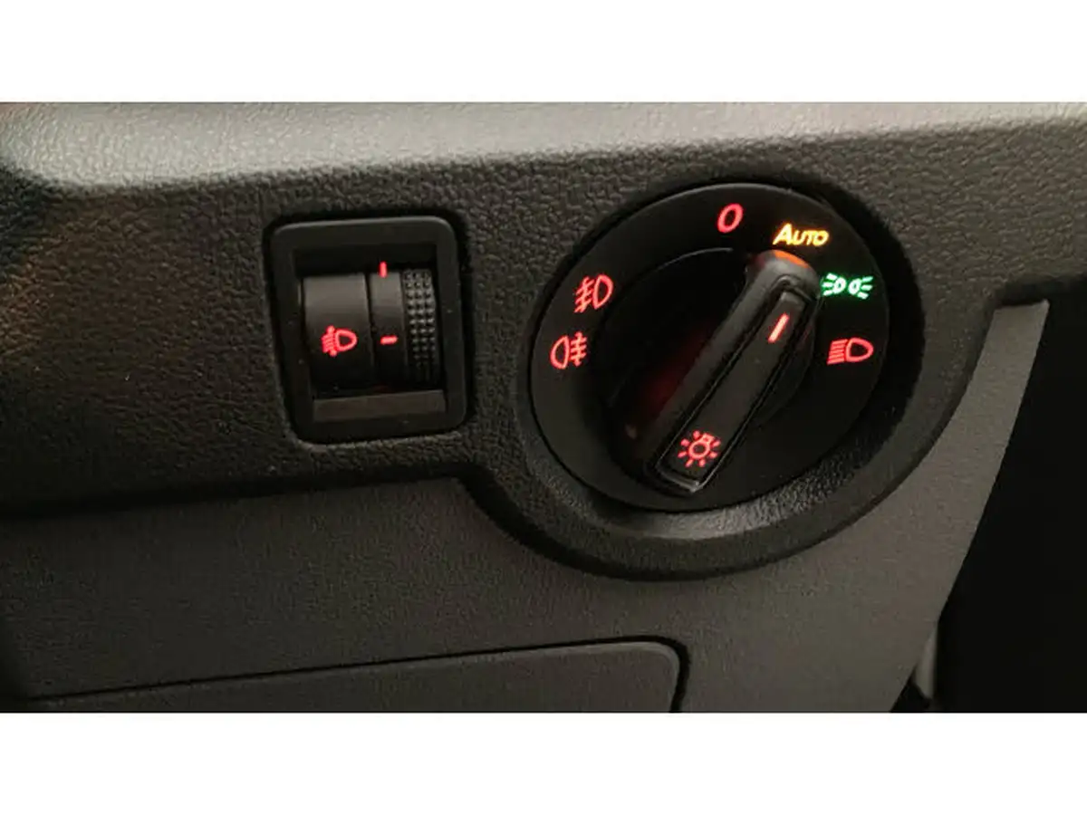 2021-volkswagen-t-cross-10-tsi-se-110ps-big-28