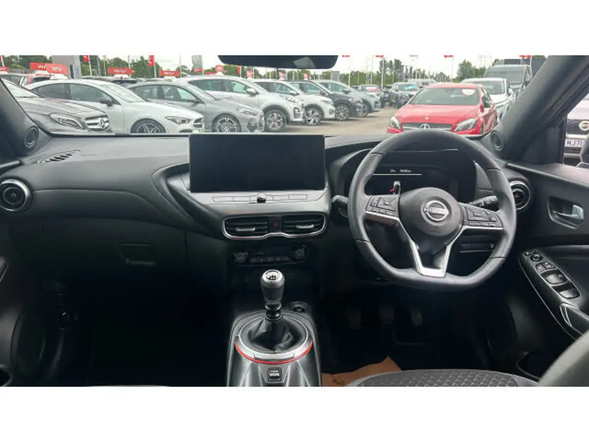 2024-nissan-juke-10-dig-t-n-connecta-big-9