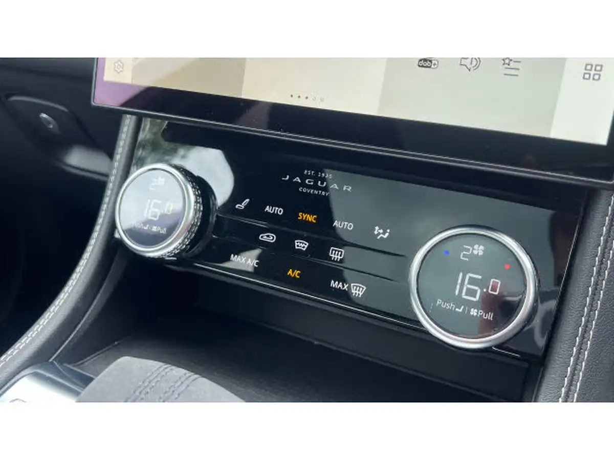 2021-jaguar-f-pace-big-43