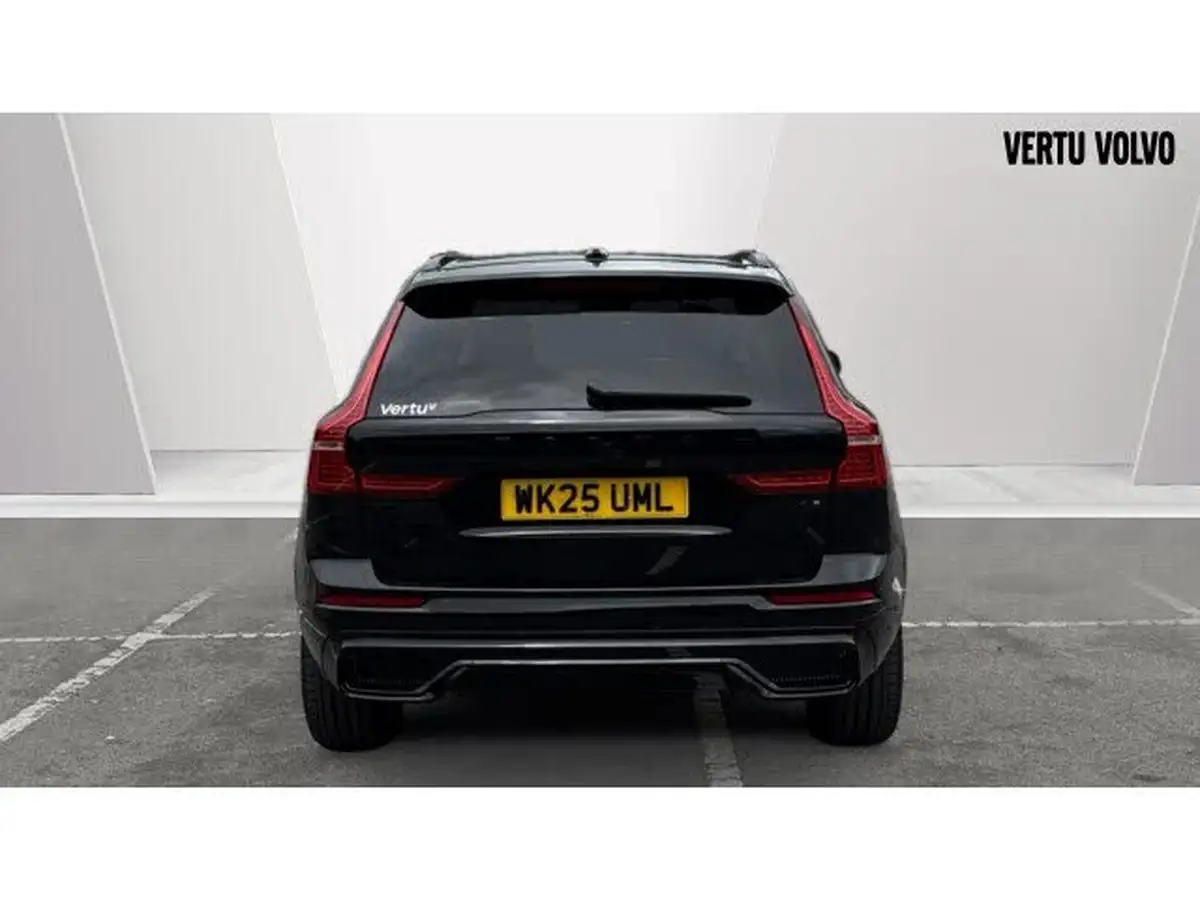 2025-volvo-xc60-20-t6-plus-black-edition-big-12