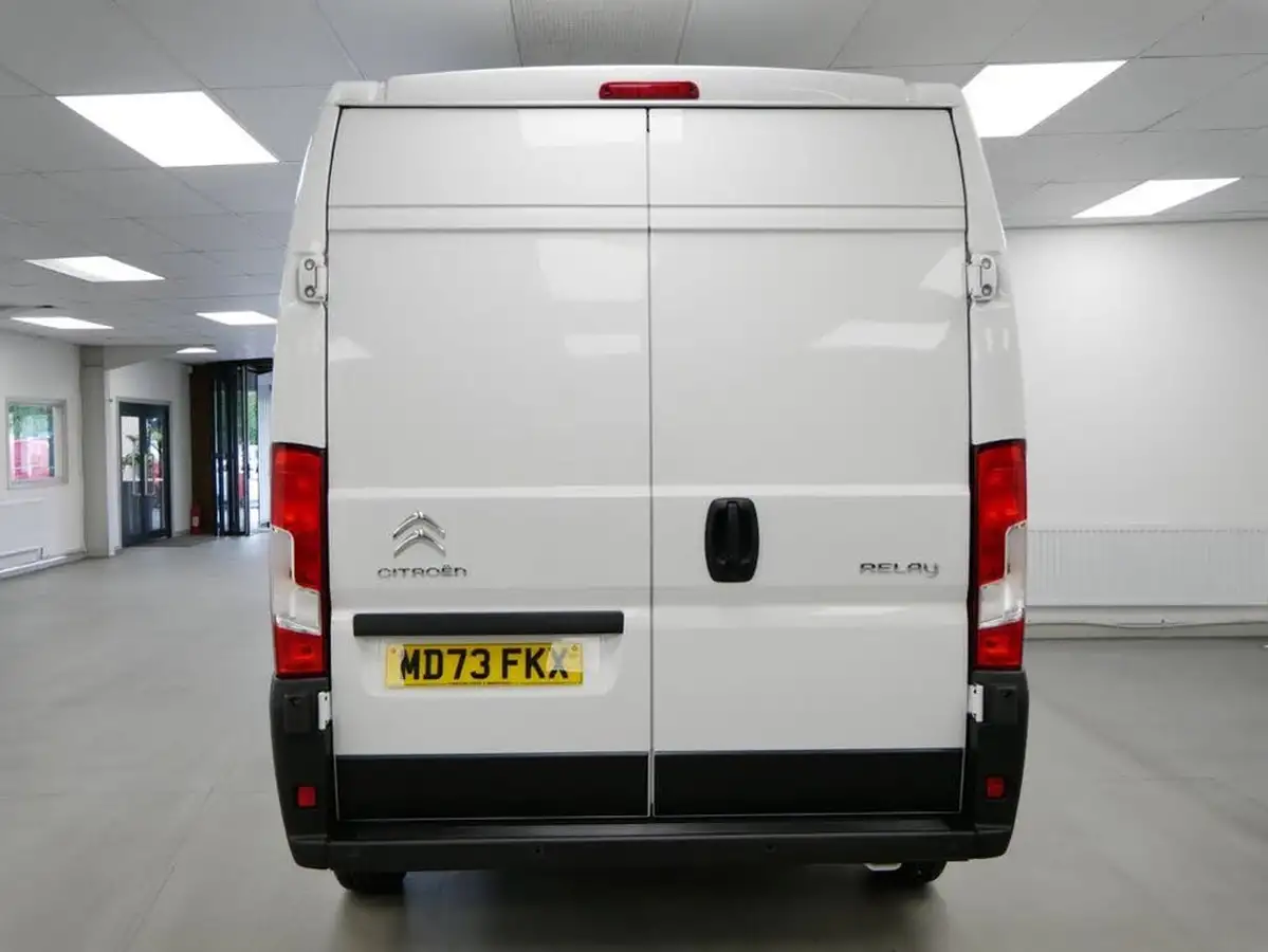 2023-citroen-relay-22bluehdi-35-l3h2-enterprise-edition-panel-big-19