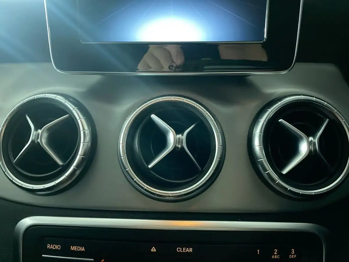 2018-mercedes-benz-cla-16-cla-180-amg-line-coupe-4d-7g-dct-big-27