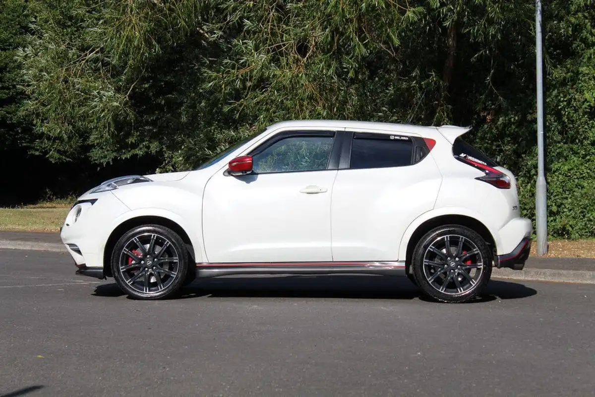 2017-nissan-juke-16-nismo-rs-218ps-big-5