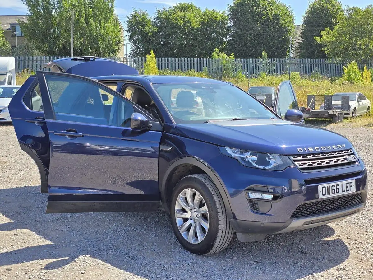 2017-land-rover-discovery-sport-20td4-se-tech-180ps-station-wagon-auto-big-4