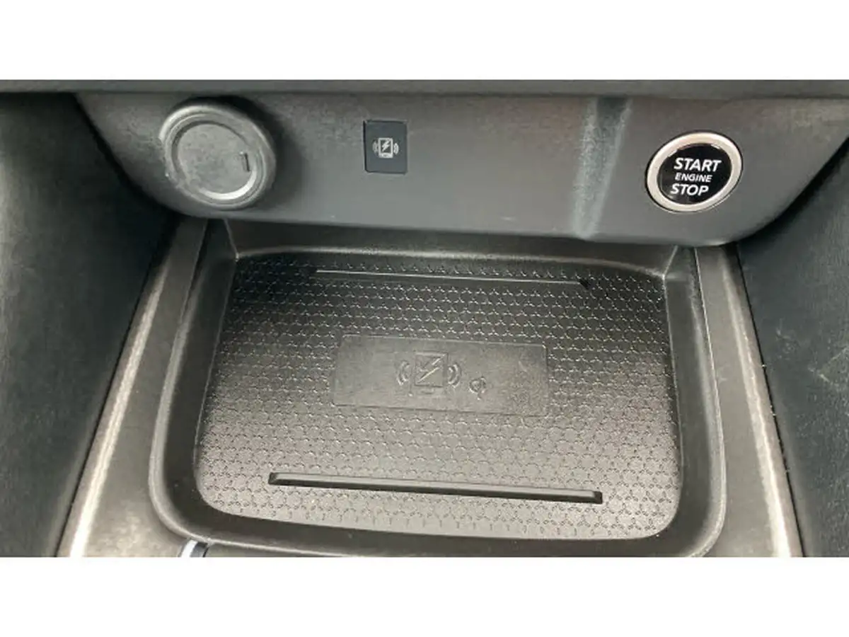2024-nissan-qashqai-13-dig-t-n-connecta-140ps-mild-hybrid-big-25