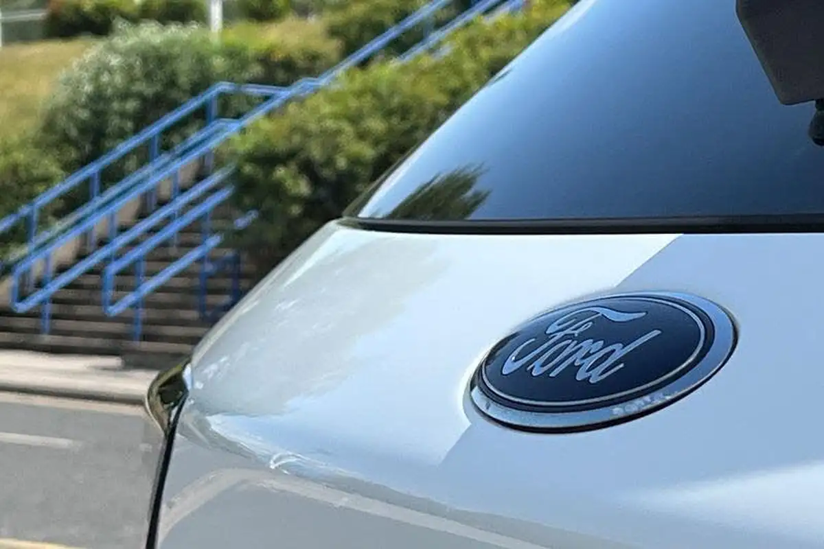 2024-ford-kuga-25t-st-line-edition-225ps-phev-big-39