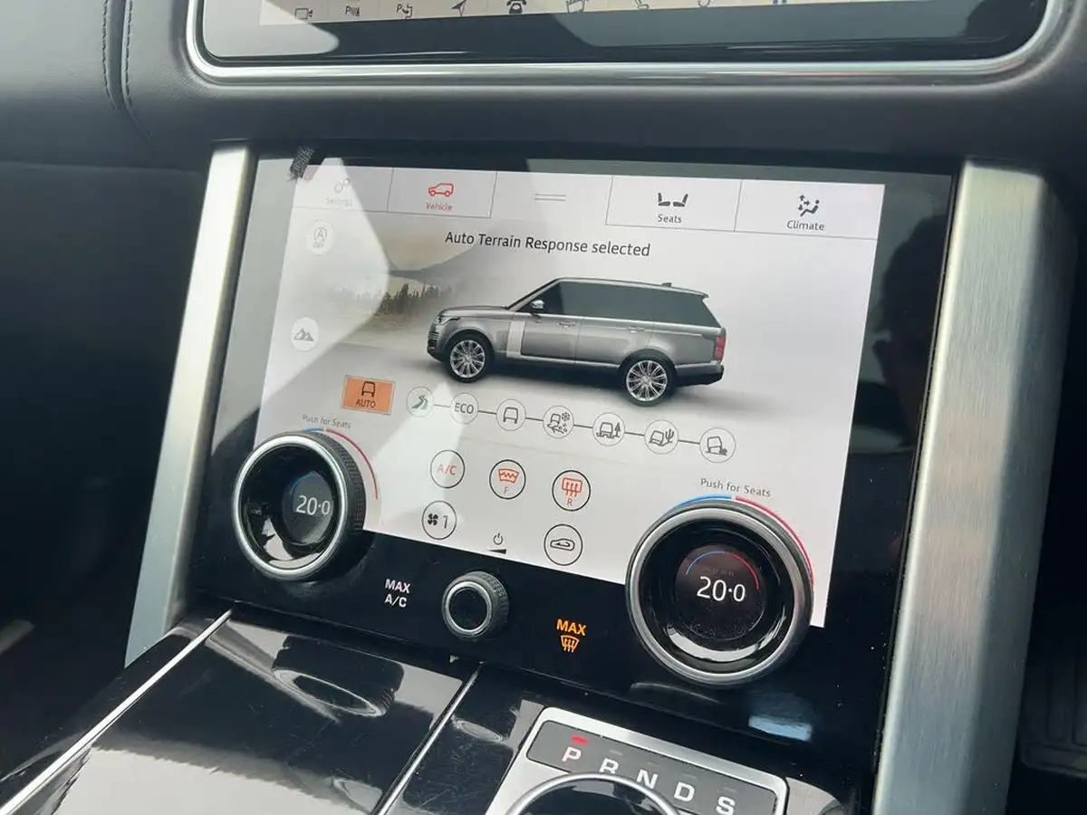 2021-land-rover-range-rover-20-p400e-autobiography-big-36