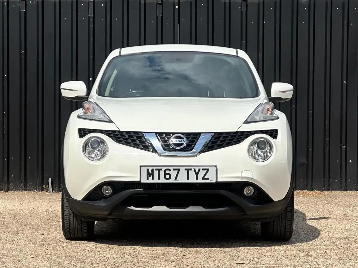 2017-nissan-juke-12-acenta-big-2