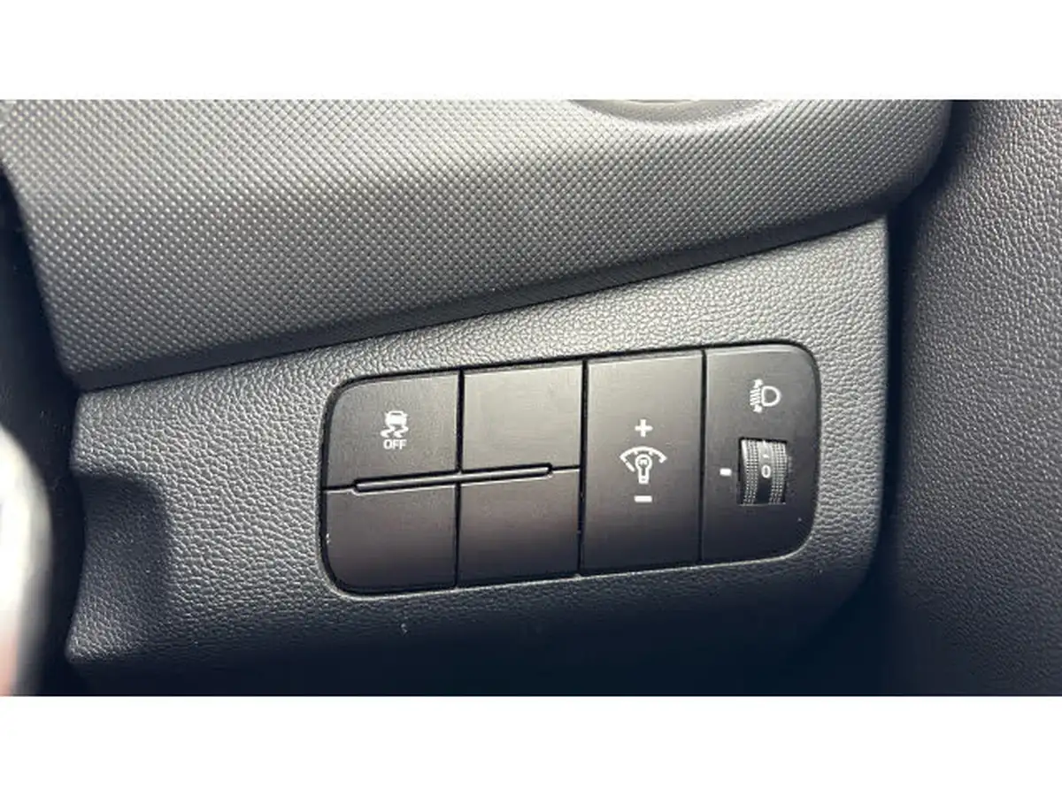 2017-hyundai-i10-10-se-big-40