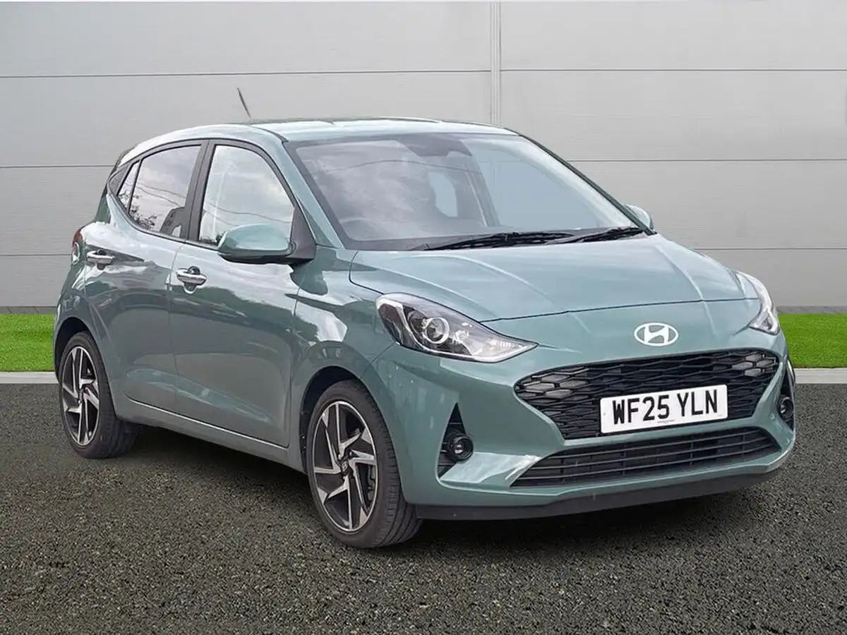 2025-hyundai-i10-12-premium-79ps-big-0