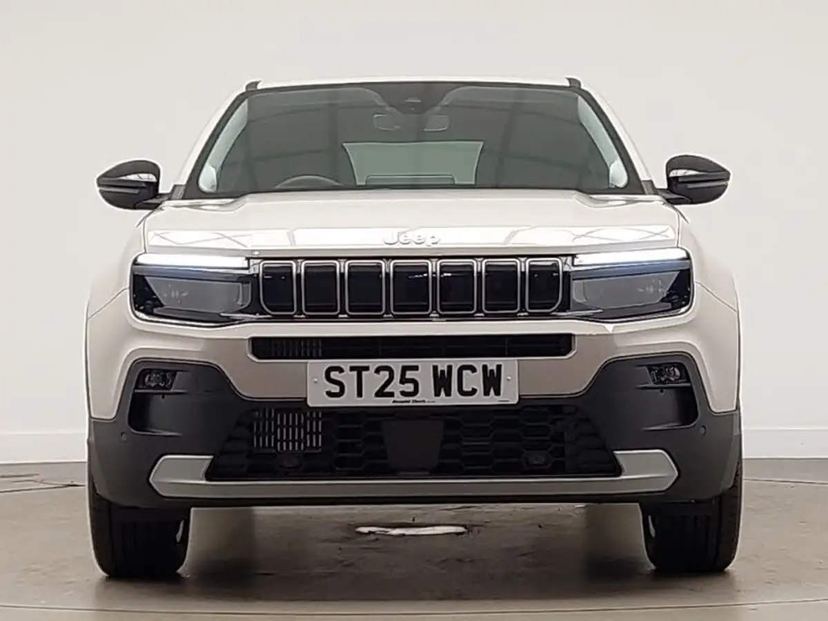 2025-jeep-avenger-12-gse-summit-big-11