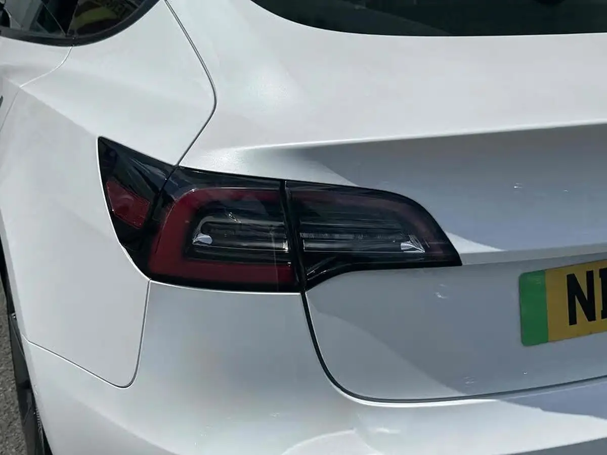 2021-tesla-model-3-e-standard-plus-big-10