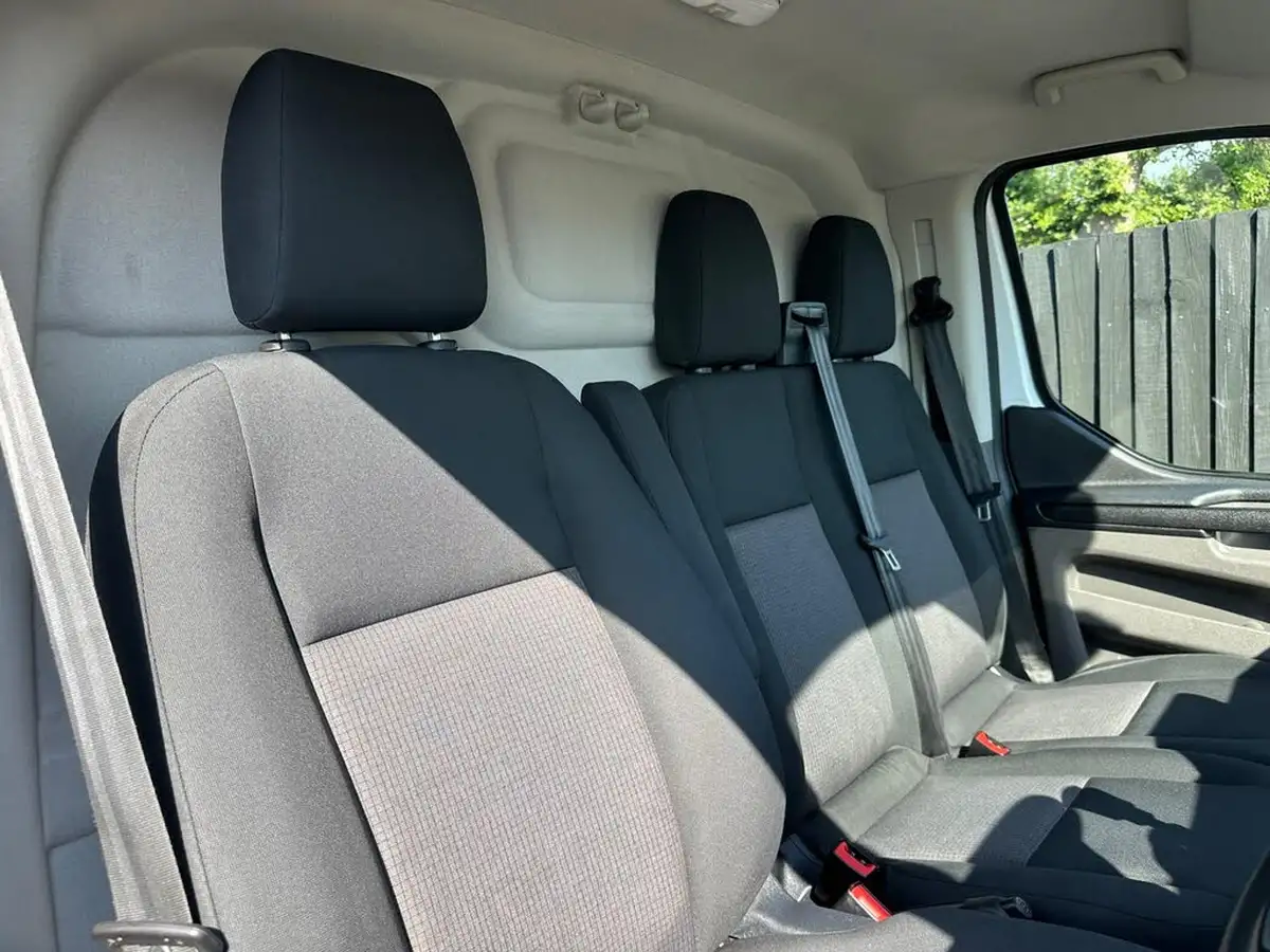 2021-ford-transit-custom-20tdci-300-l1h1-leader-105pseu6dt-panel-van-big-13