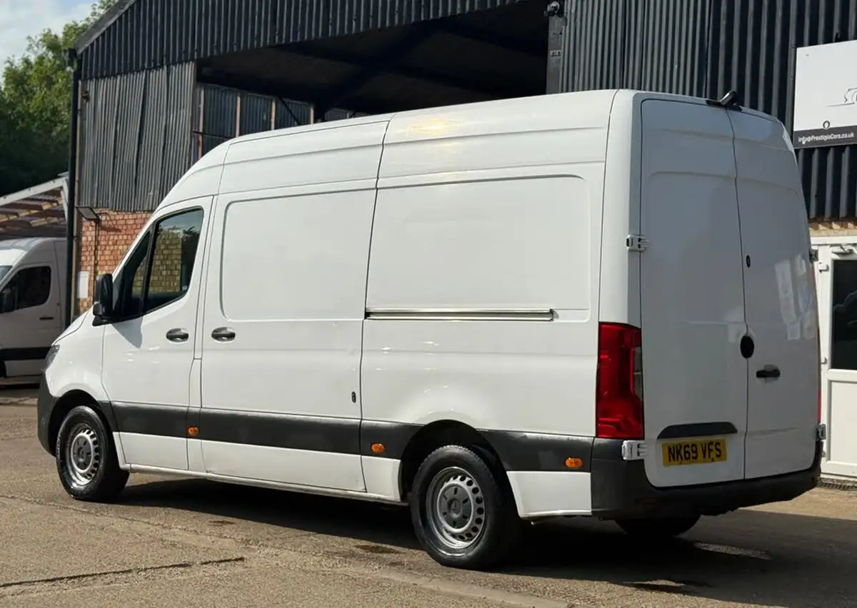 2019-mercedes-benz-sprinter-21cdi-314-l2h1-143pseu6c-panel-van-fwd-big-6