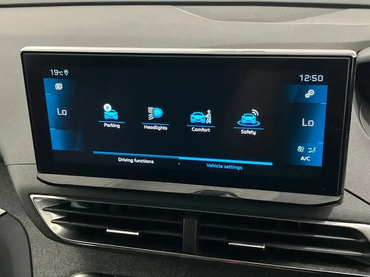2022-peugeot-3008-suv-15-bluehdi-allure-premium-big-32
