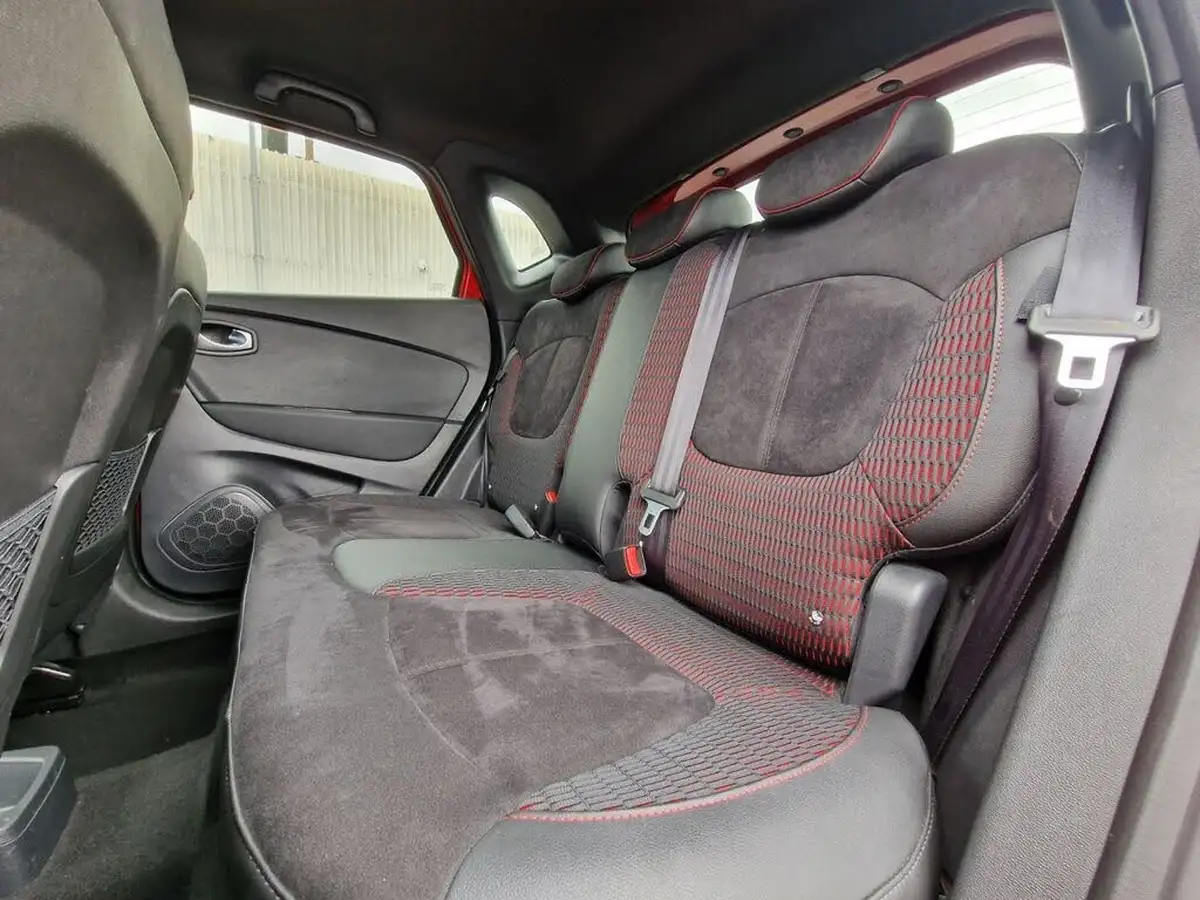 2020-renault-captur-13-tce-s-edition-150bhp-edc-auto-big-44
