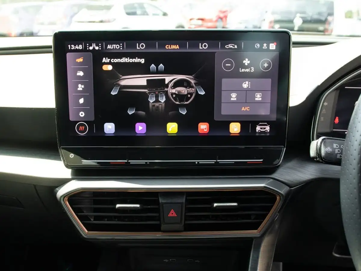 2022-cupra-formentor-14-e-hybrid-vz2-big-27