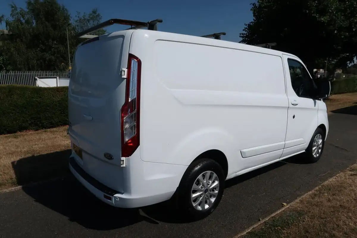 2020-ford-transit-custom-20tdci-300-l1h1-limited-130pseu6dt-panel-van-big-14