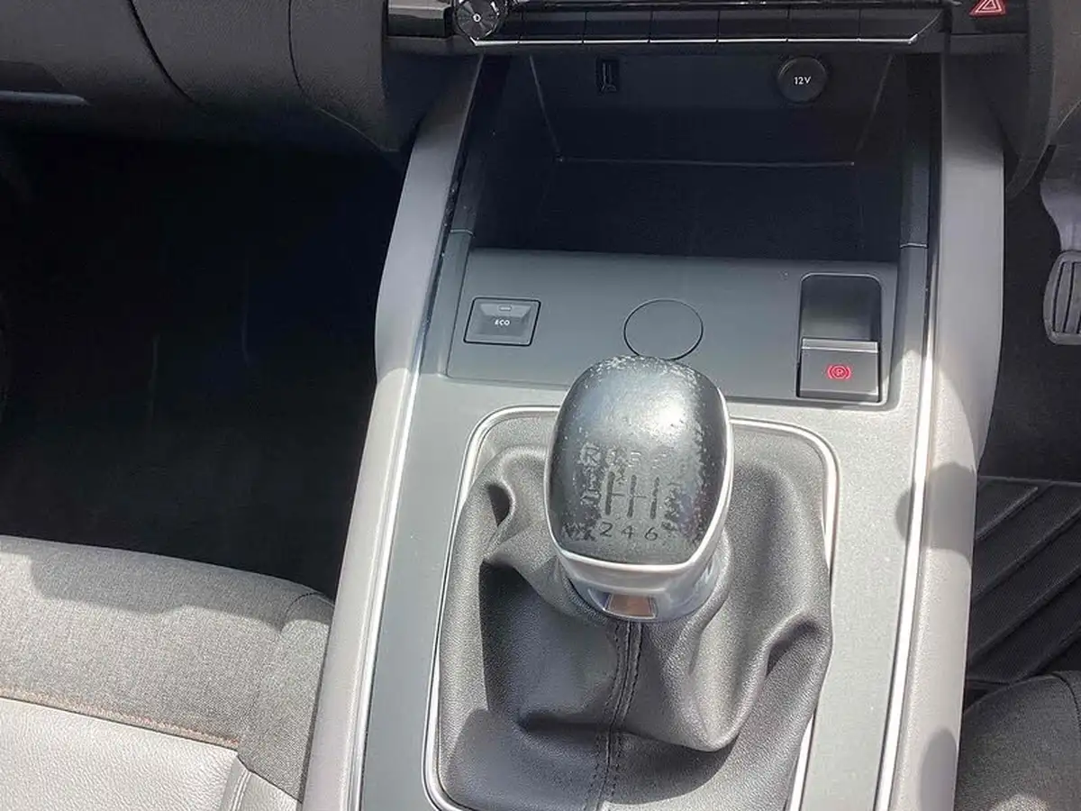 2019-citroen-c5-aircross-12-puretech-flair-big-15