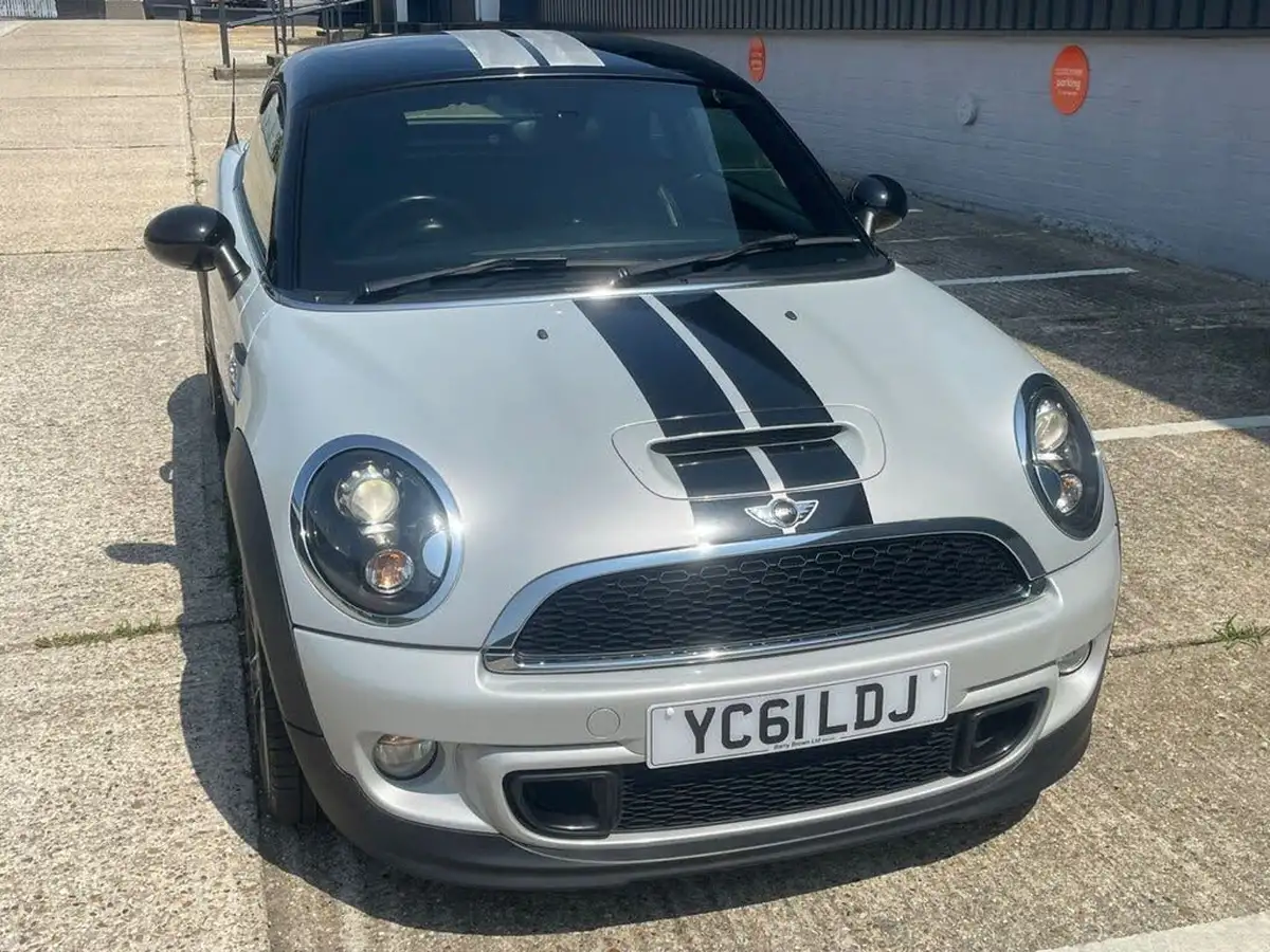 2011-mini-cooper-20td-cooper-sd-avenue-coupe-3d-auto-big-50