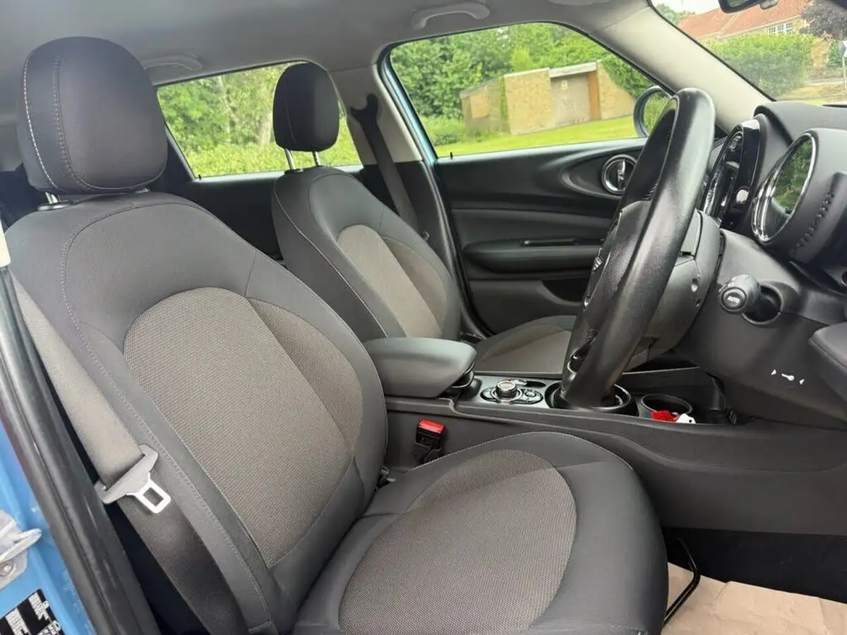 2017-mini-clubman-15-cooper-ss-big-6
