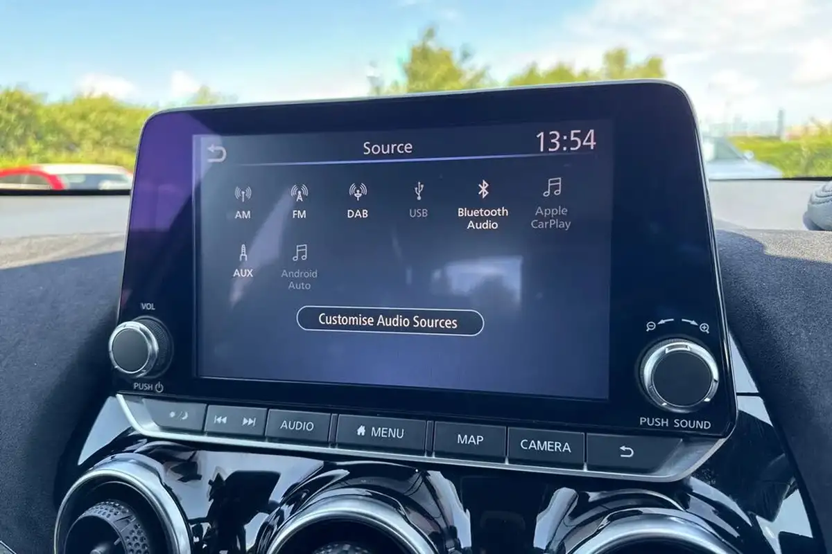 2022-nissan-juke-10-dig-t-tekna-big-47