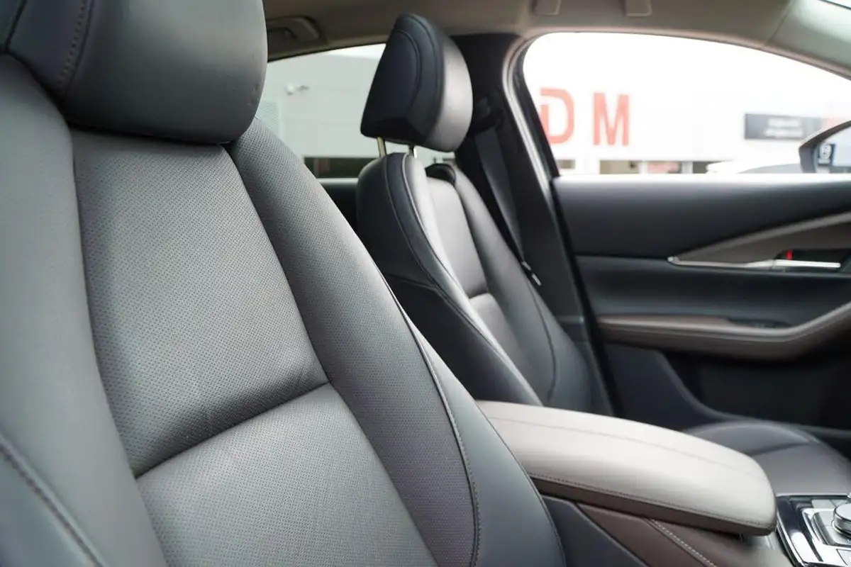 2020-mazda-mazda3-20-gt-sport-tech-122ps-hatchback-5d-big-27