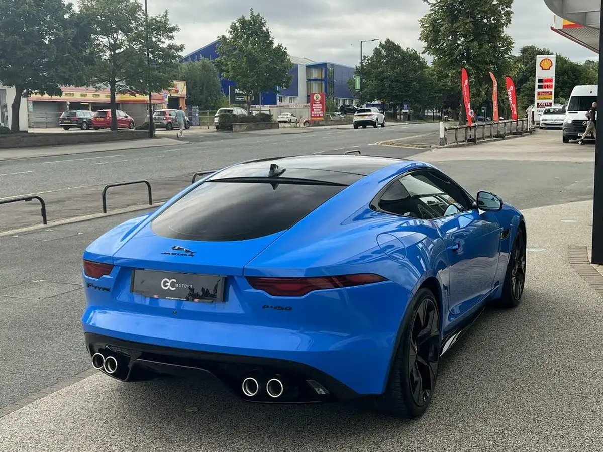 2021-jaguar-f-type-50-v8-sc-reims-edition-big-7