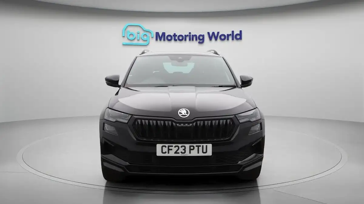2023-skoda-karoq-15-tsi-sportline-big-2