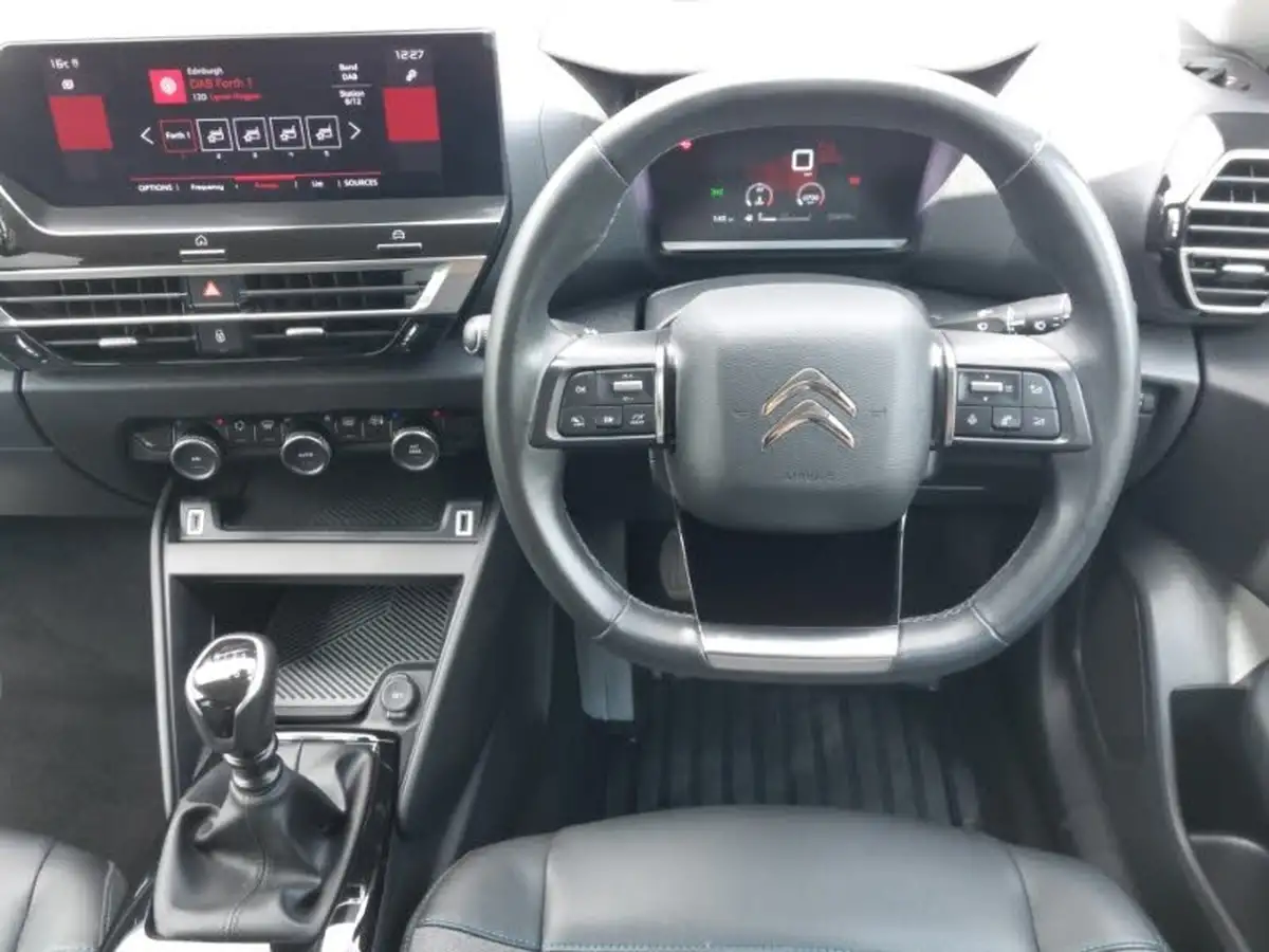2021-citroen-c4-12-puretech-shine-130ps-big-6