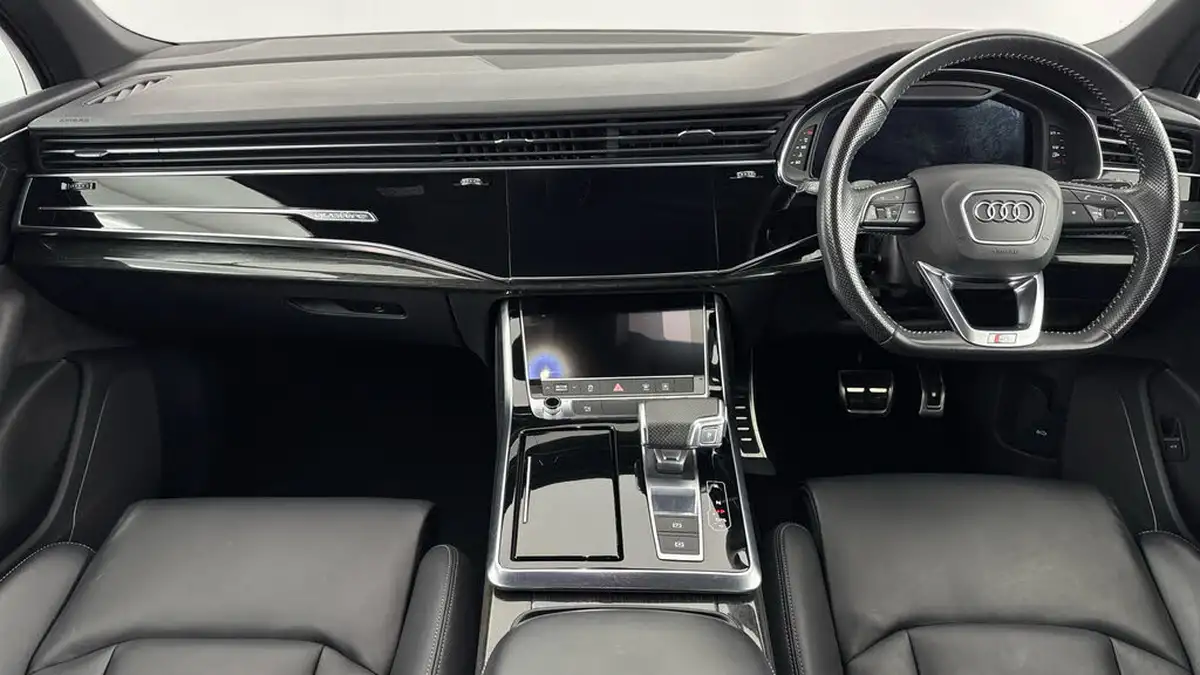 2020-audi-q7-30-50-tdi-black-edition-big-10
