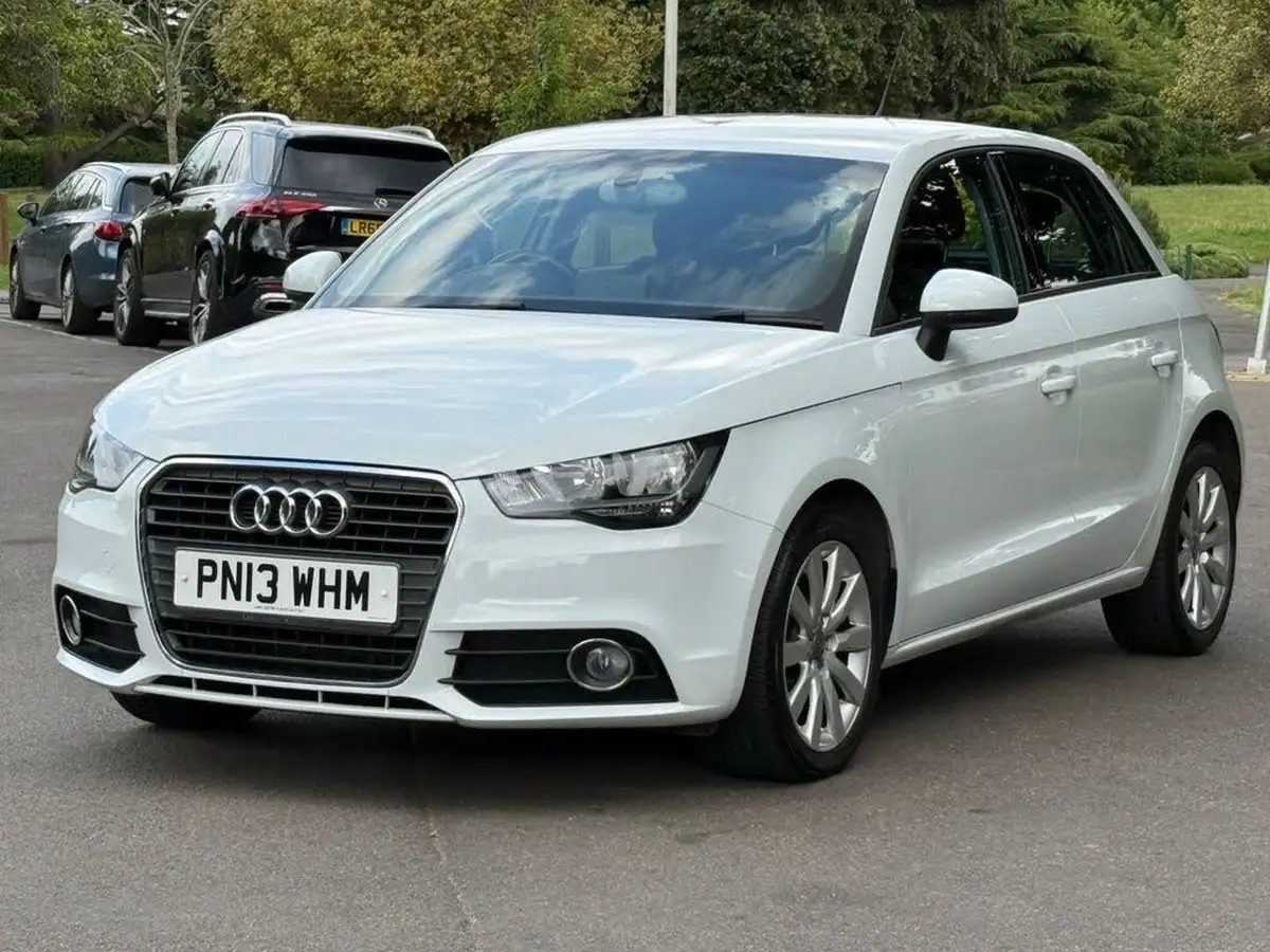 2013-audi-a1-14-tfsi-122ps-sportback-5d-1390cc-s-tronic-big-4