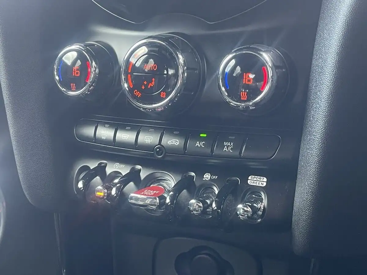 2018-mini-cooper-20-cooper-s-classic-ss-hatchback-5d-big-29