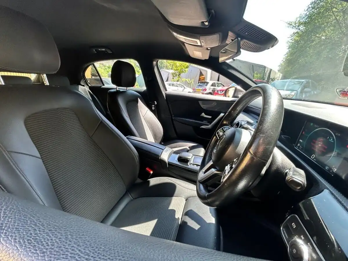 2018-mercedes-benz-a-class-15d-a180d-sport-116ps-ss-hatchback-5d-7g-dct-big-20