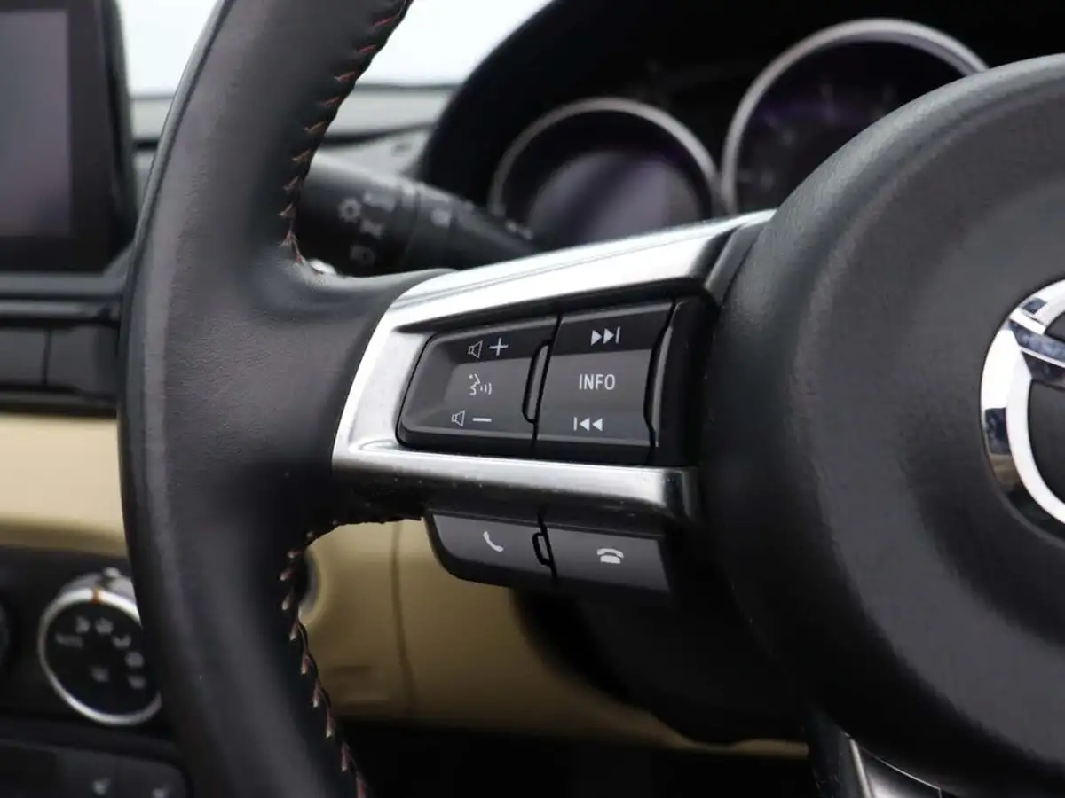 2018-mazda-mx-5-20-z-sport-big-27