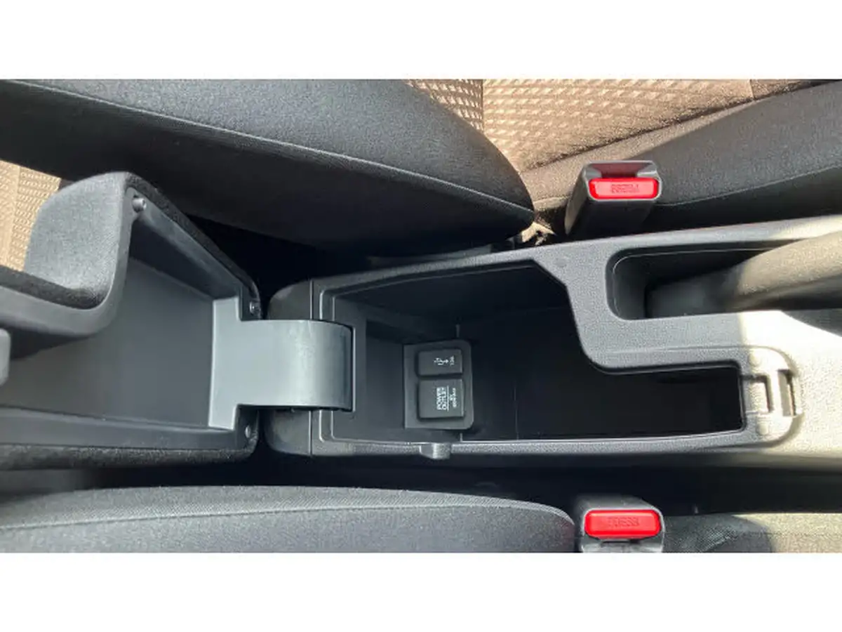 2019-honda-jazz-13-i-vtec-se-big-21