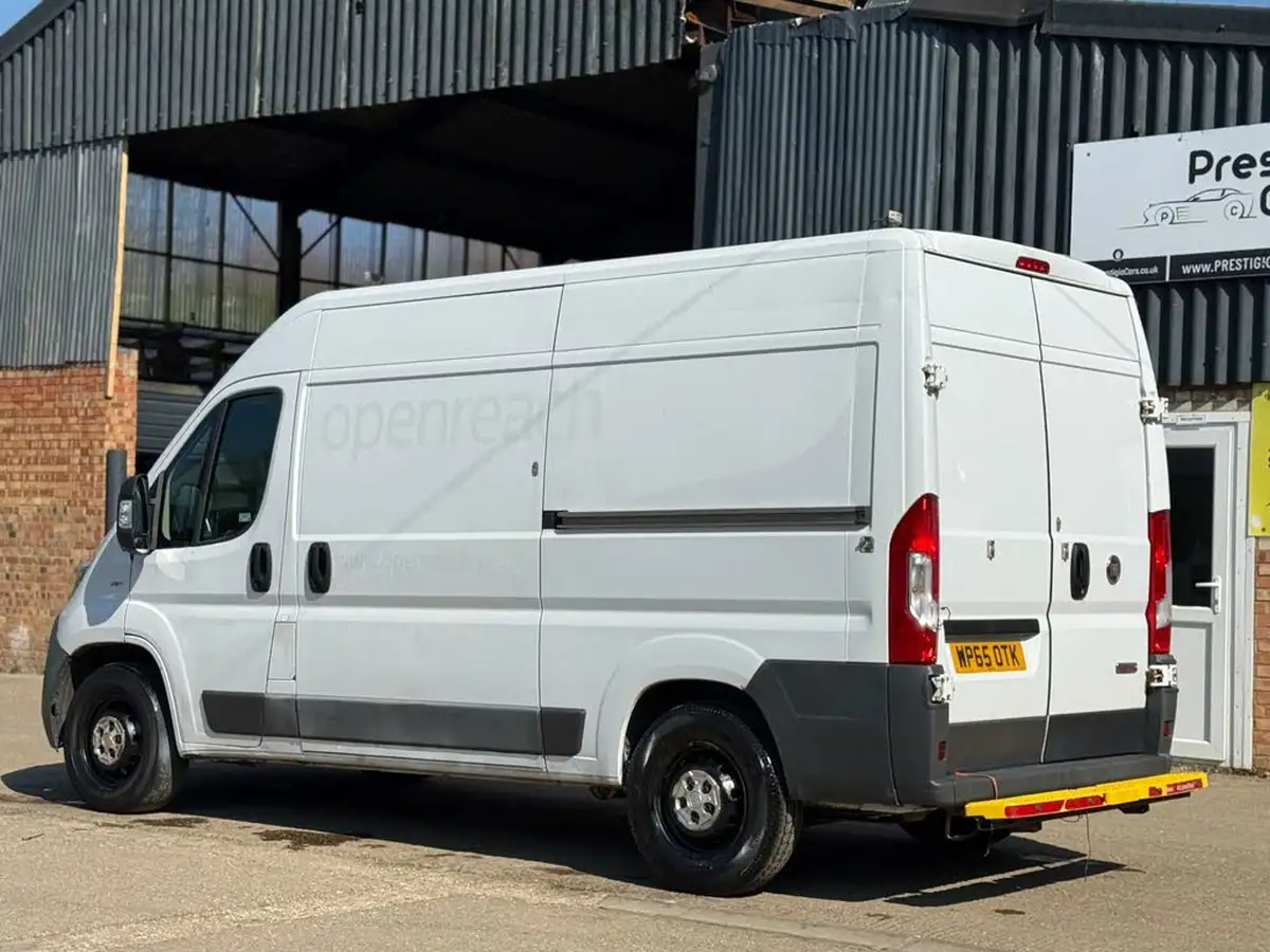 2015-fiat-ducato-23td-35-lh2-tecnico-big-6