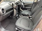 2011-mini-countryman-16-cooper-pepper-small-22