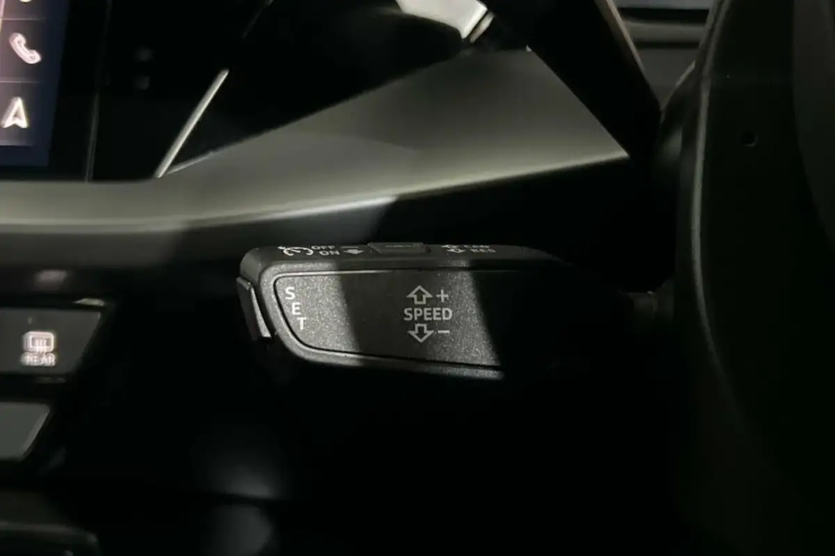2022-audi-a3-14-40-tfsi-e-s-line-big-26